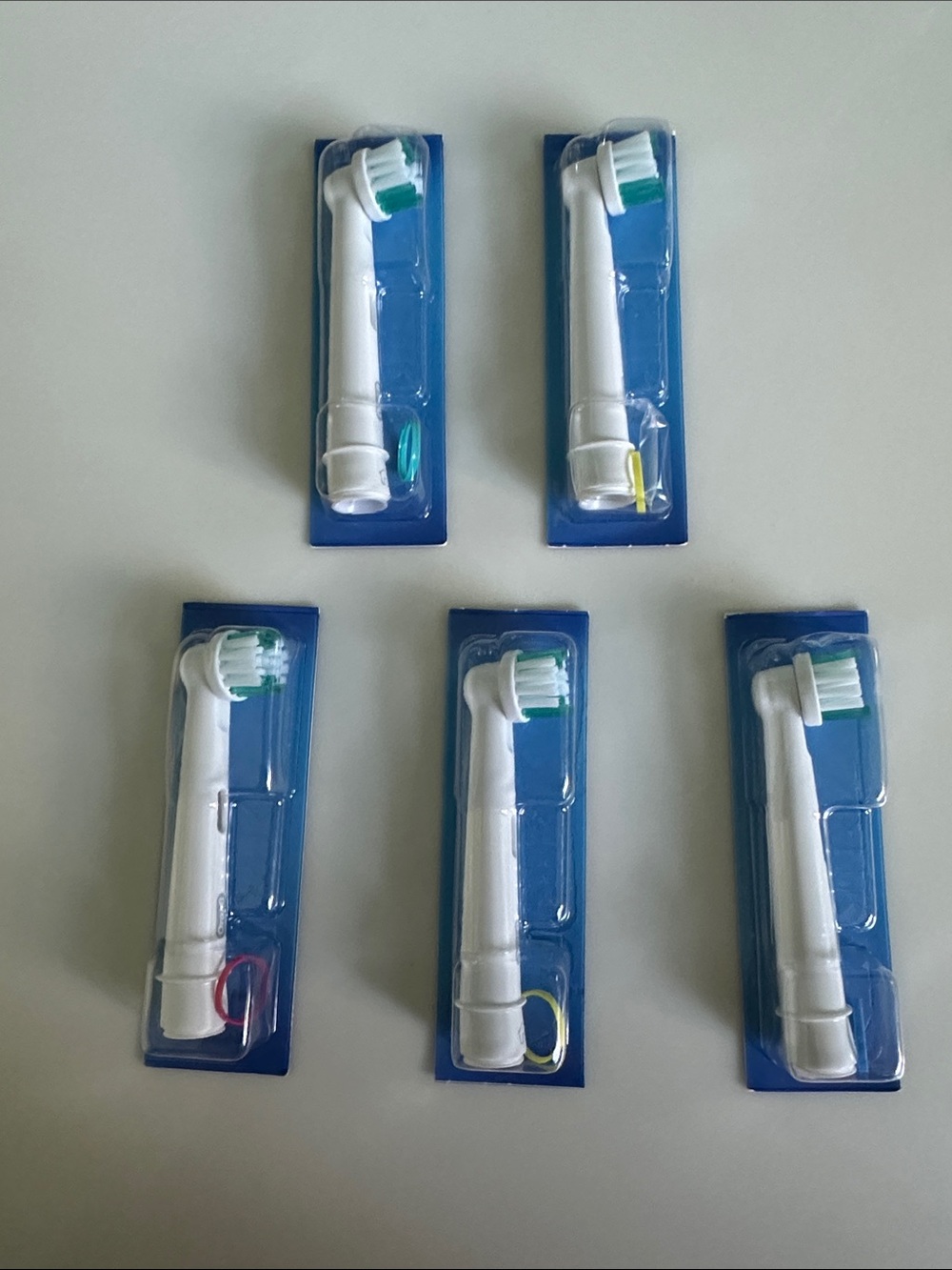 Brand new Oral B Replacement Electric Toothbrush Heads - White!